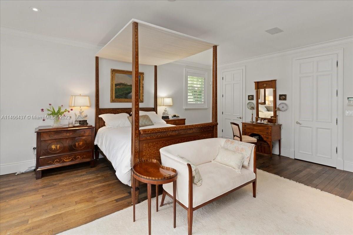 COCOPLUM MANOR - Residential