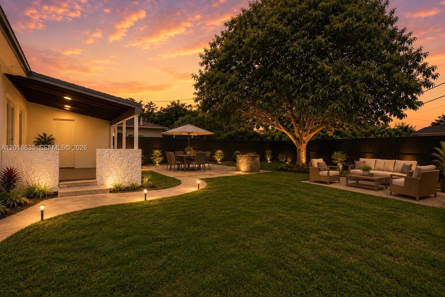 MYRTLE GROVE - Residential