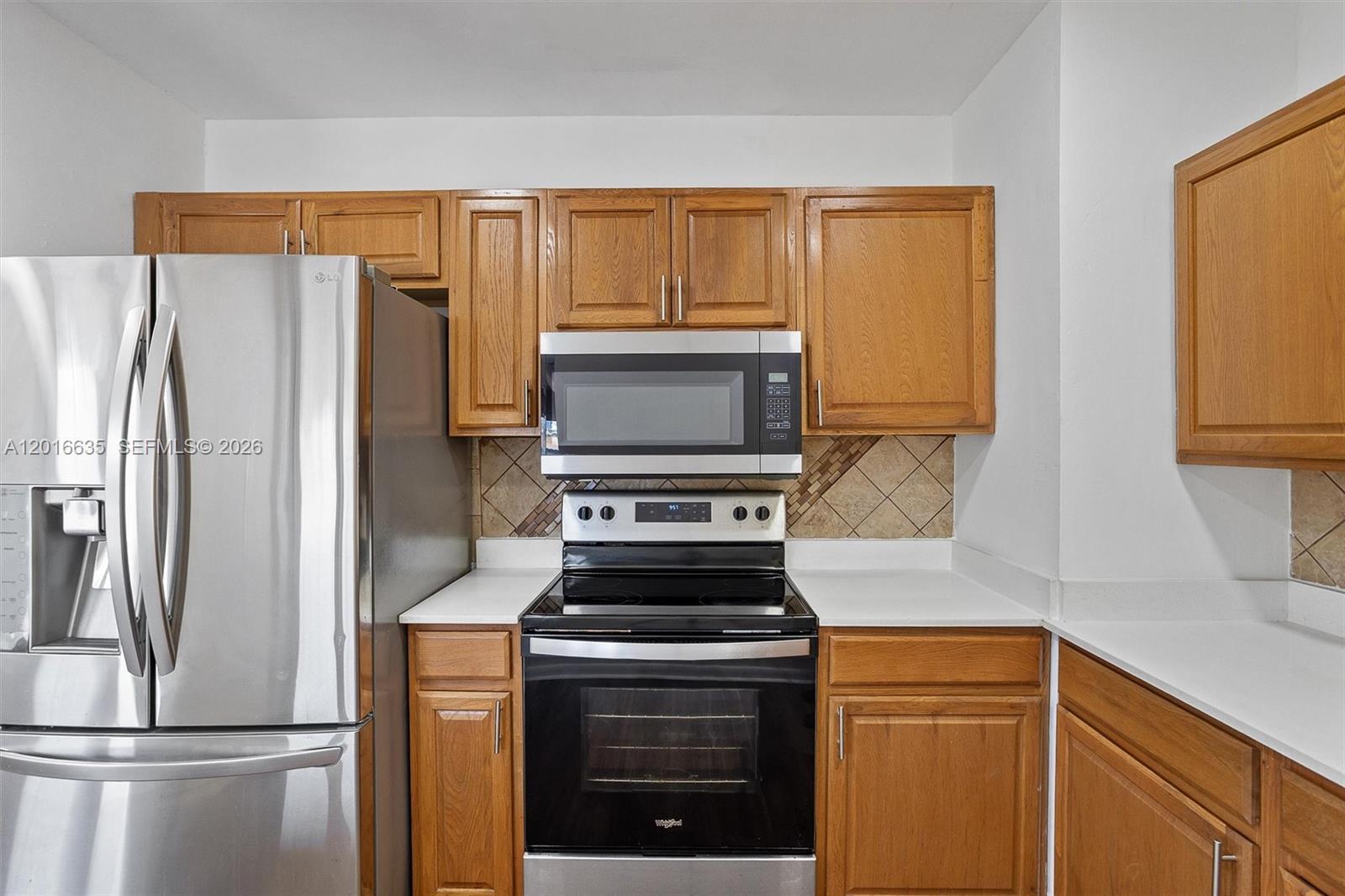 MYRTLE GROVE - Residential