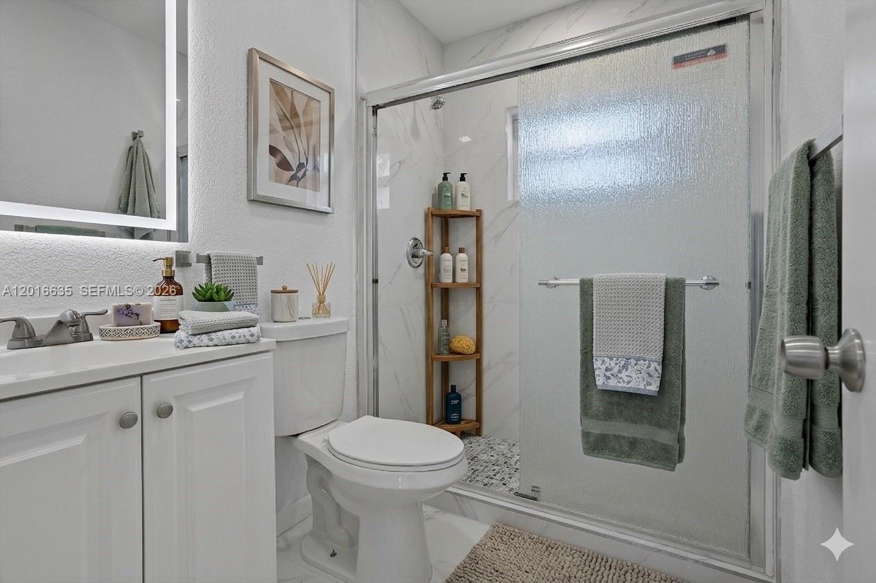 MYRTLE GROVE - Residential