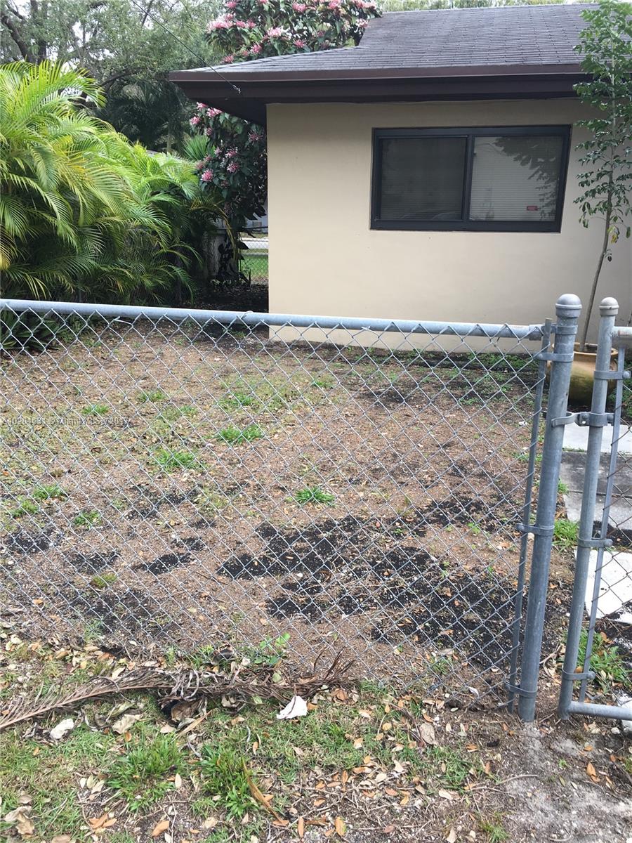 Suniland Terrace - Residential Lease