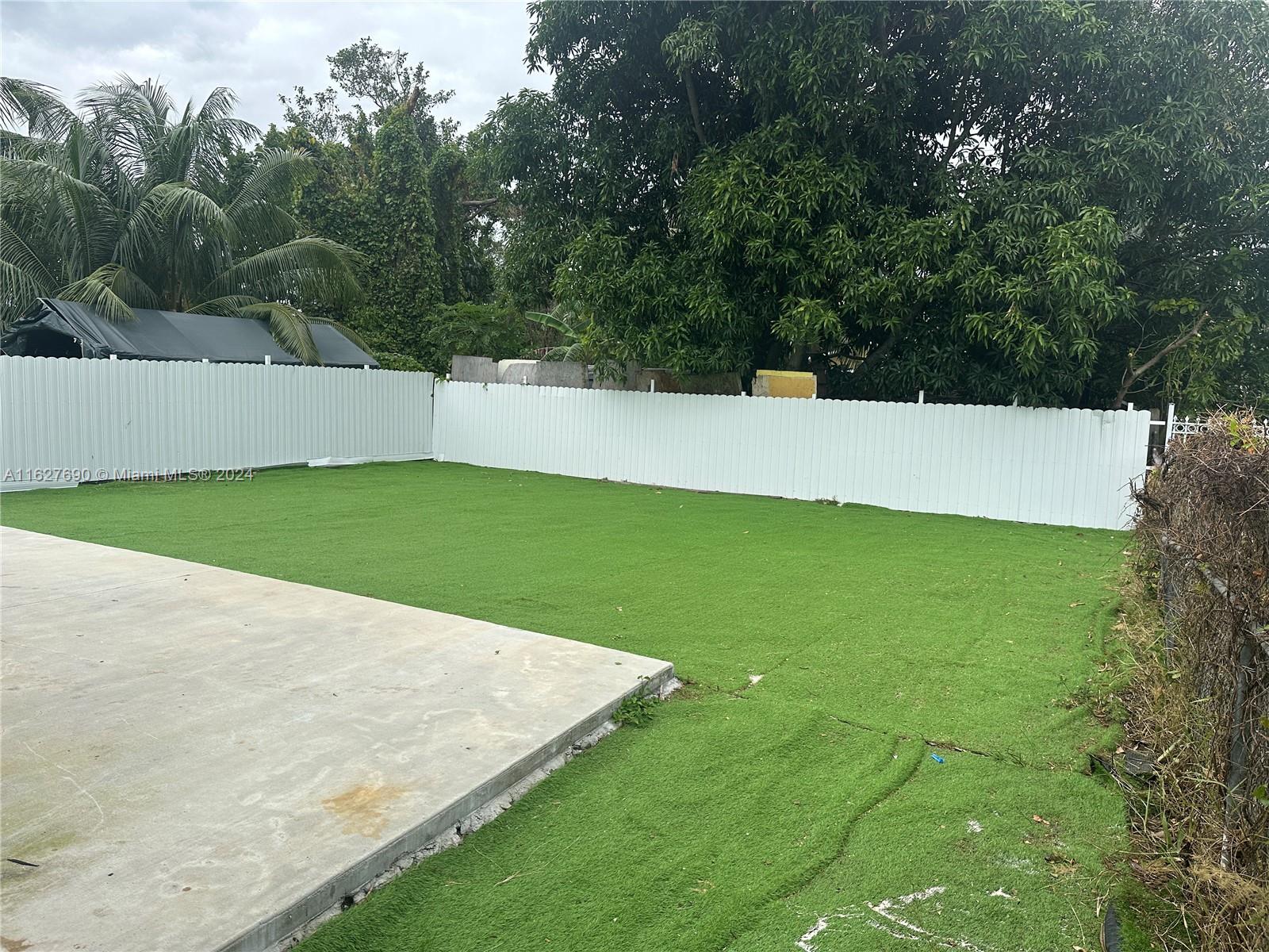 RIDGEWAY - Residential