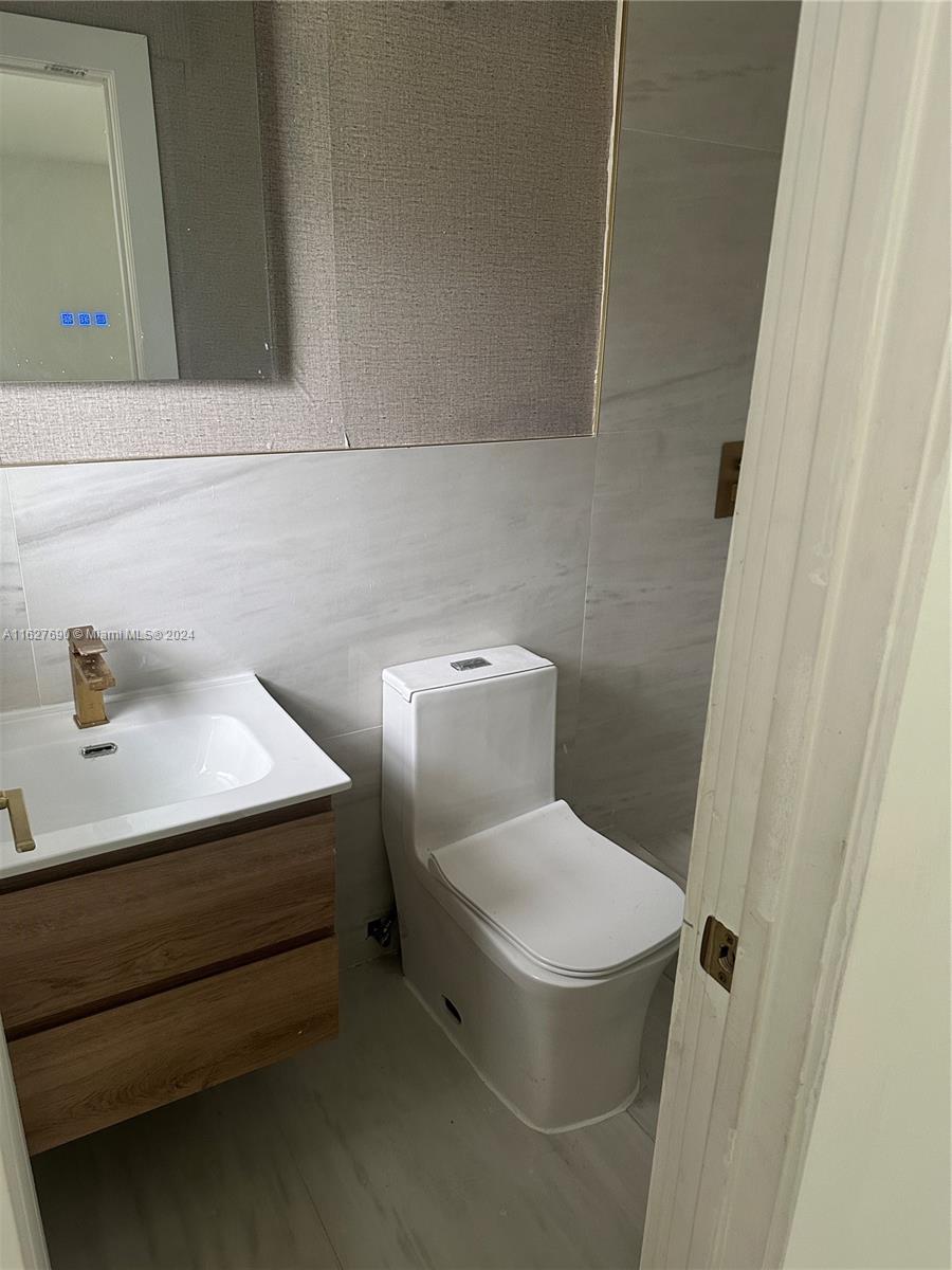 RIDGEWAY - Residential