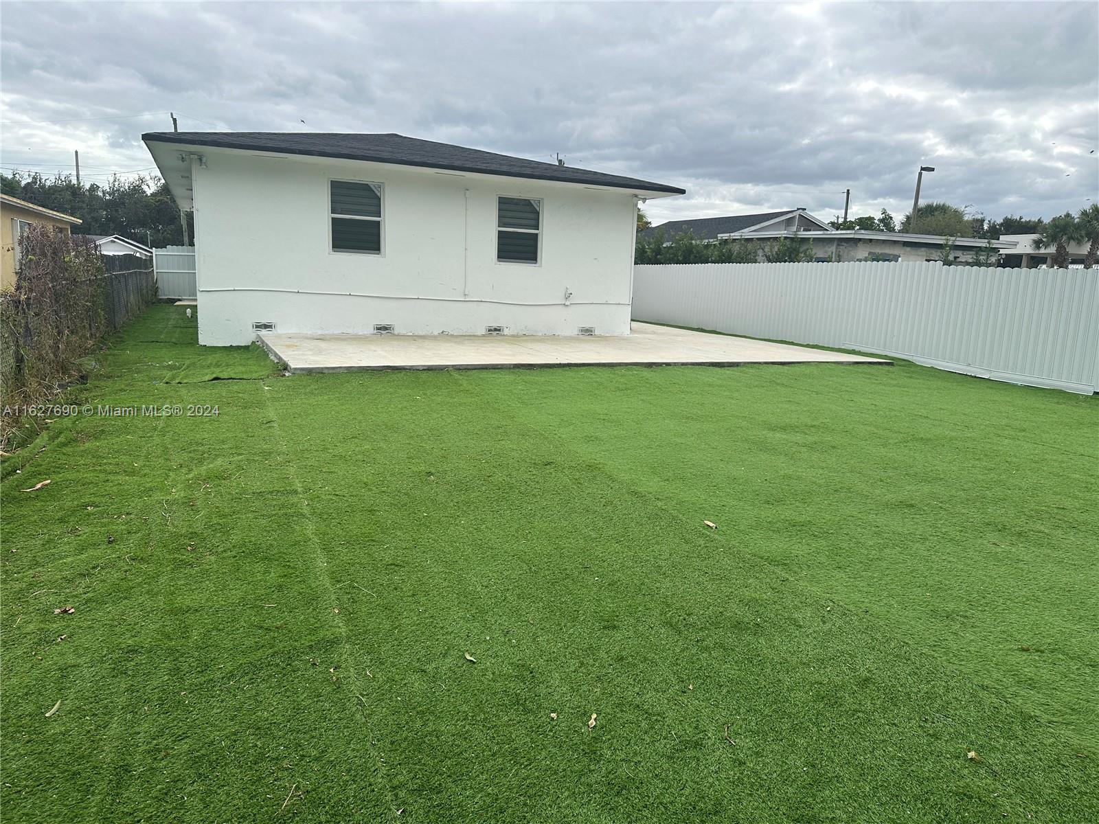 RIDGEWAY - Residential