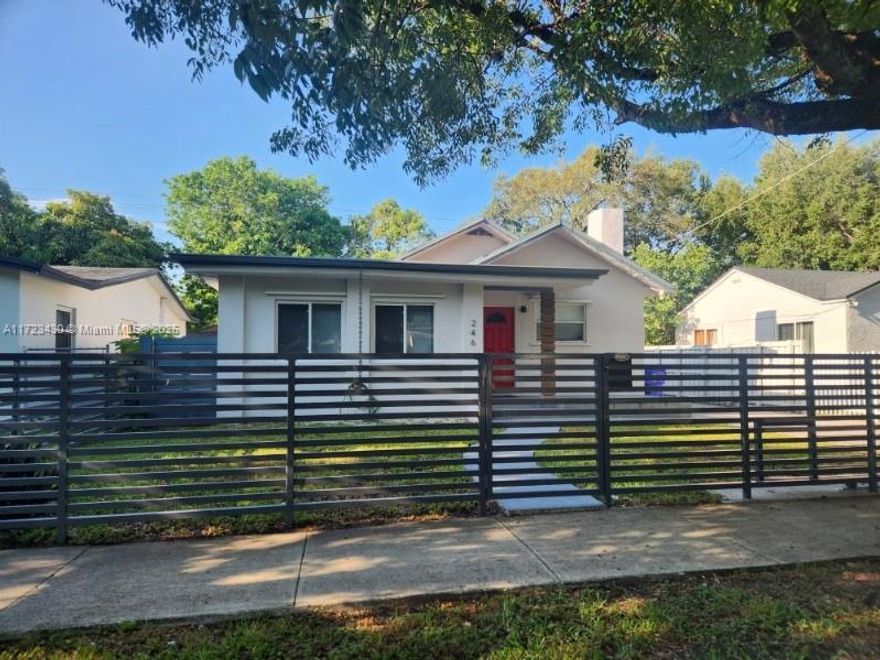 This home is a true gem, completely remodeled and impeccably maintained! 3/2 plus a charming cottage, perfect to generate extra income. Conveniently located in Wynwood near Design District, Miami Beach, Brickell and more. An excellent opportunity for families or investors looking for rental income.