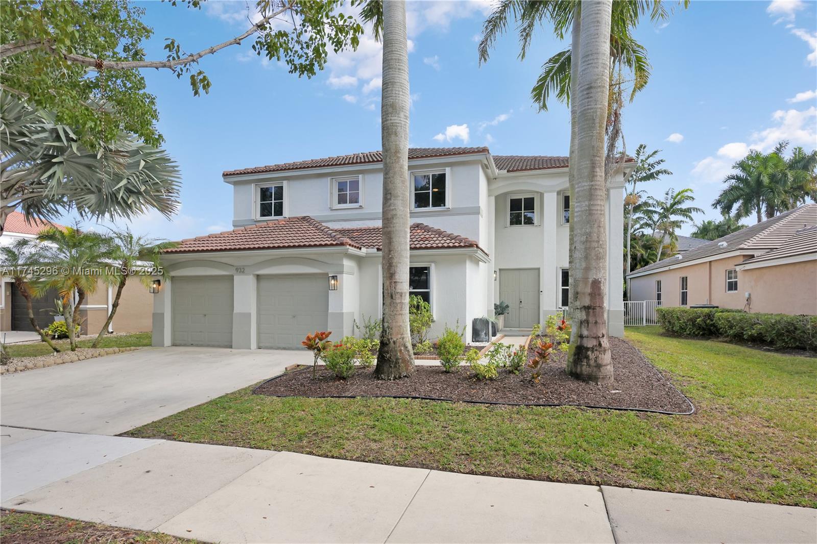 Rental Property at 932 Nandina Dr, Weston, Broward County, Florida - Bedrooms: 6 
Bathrooms: 4  - $8,500 MO.
