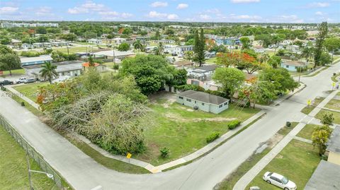 Tiny photo for 628 SW 8th Ave, Homestead, FL 33030 (MLS # A12018197)