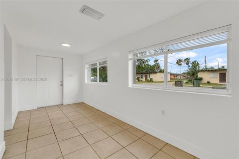 Tiny photo for 628 SW 8th Ave, Homestead, FL 33030 (MLS # A12018197)