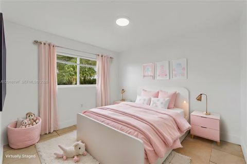 Tiny photo for 628 SW 8th Ave, Homestead, FL 33030 (MLS # A12018197)