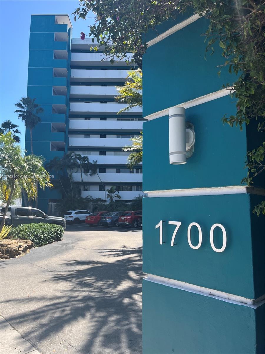 1700 Nw N River Dr 308, Miami, Broward County, Florida - 2 Bedrooms  
2 Bathrooms - 