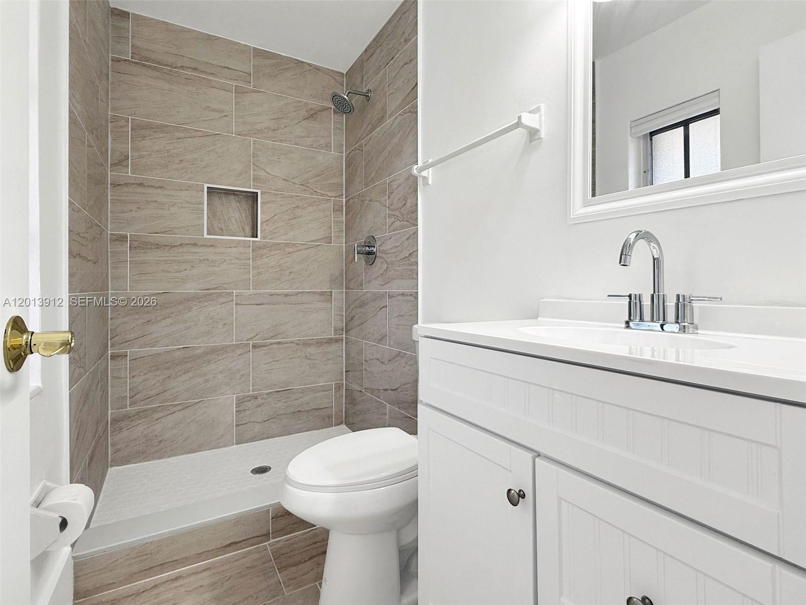 SOUTHERN ESTATES 9TH ADDN - Residential
