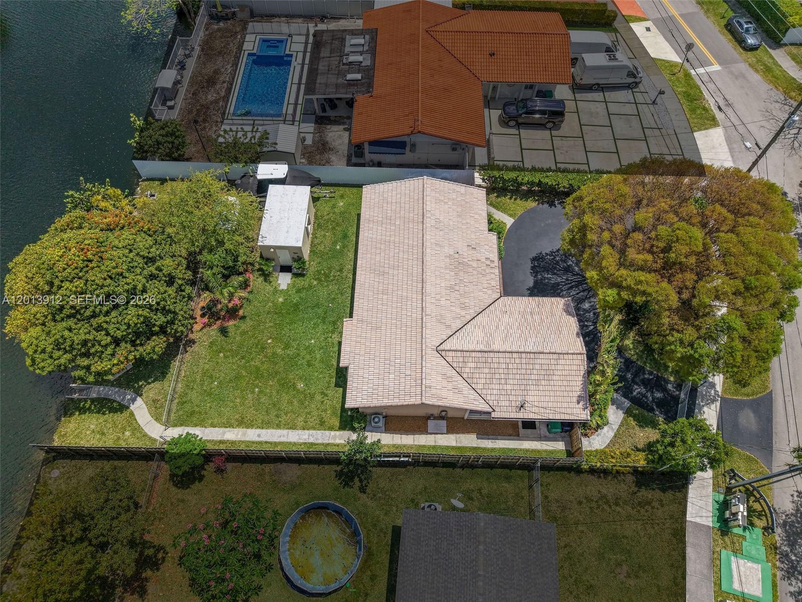 SOUTHERN ESTATES 9TH ADDN - Residential