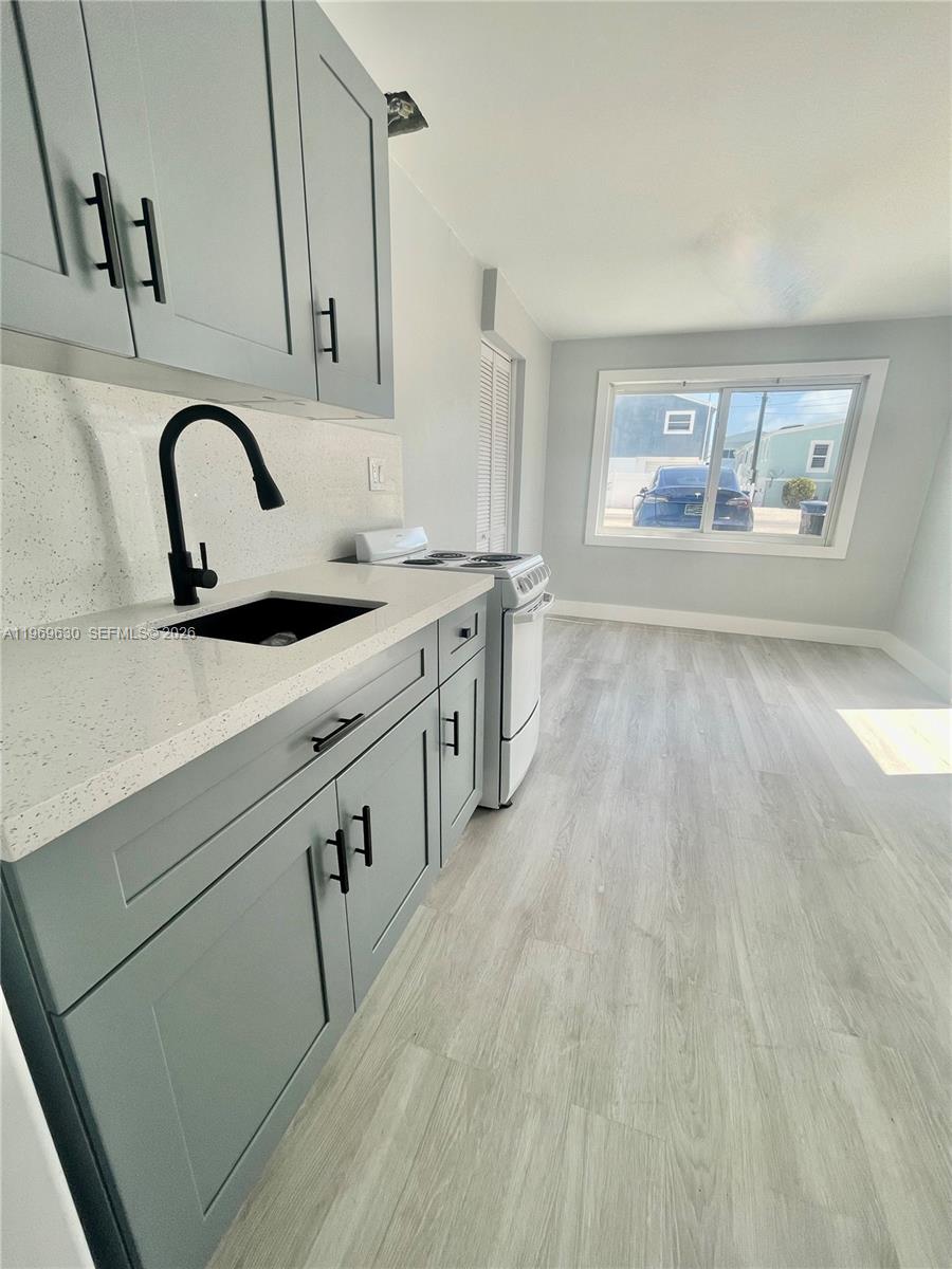 BLUE WATERS TR VILLAGE SE - Residential Lease