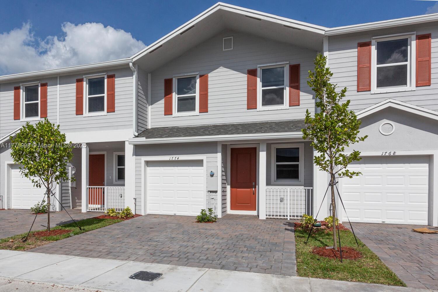 Rental Property at 1774 Se 9th Ave 1774, Homestead, Miami-Dade County, Florida - Bedrooms: 3 
Bathrooms: 3  - $2,850 MO.