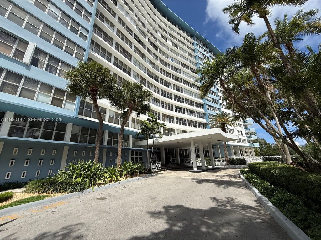 Photo of 7441 Wayne Ave #9C, Miami Beach, FL 33141 (MLS # A11980142)