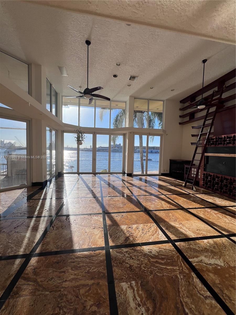 HARBOUR HEIGHTS ADD - Residential