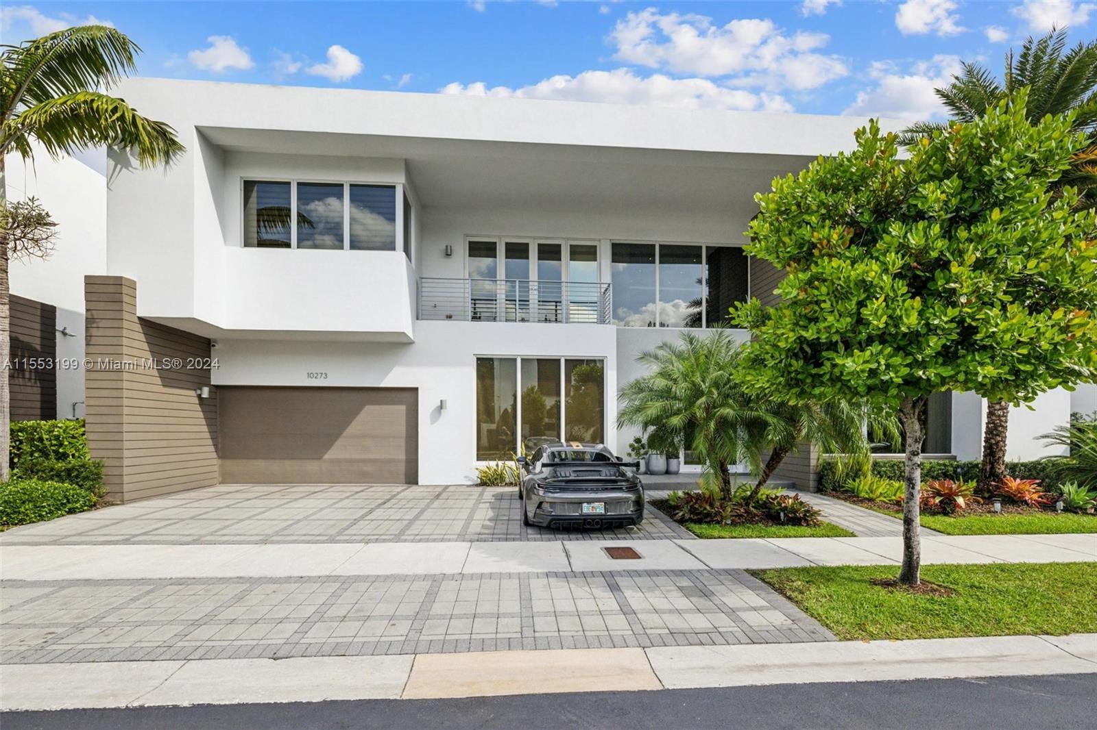 Property for Sale at 10273 Nw 74th Ter, Doral, Miami-Dade County, Florida - Bedrooms: 5 
Bathrooms: 6  - $2,500,000