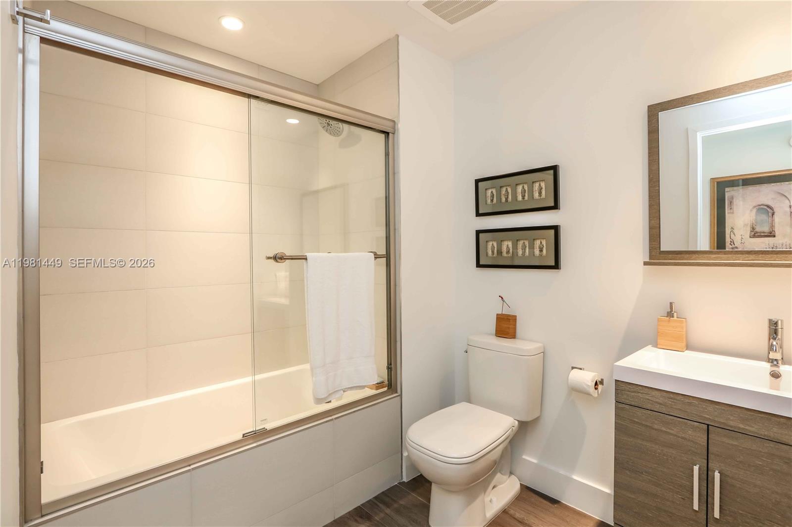 BISCAYNE BEACH CONDO - Residential