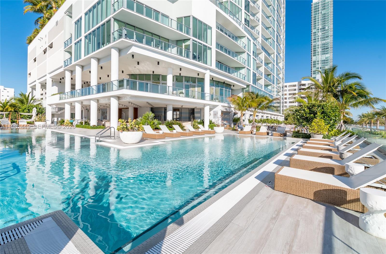 BISCAYNE BEACH CONDO - Residential
