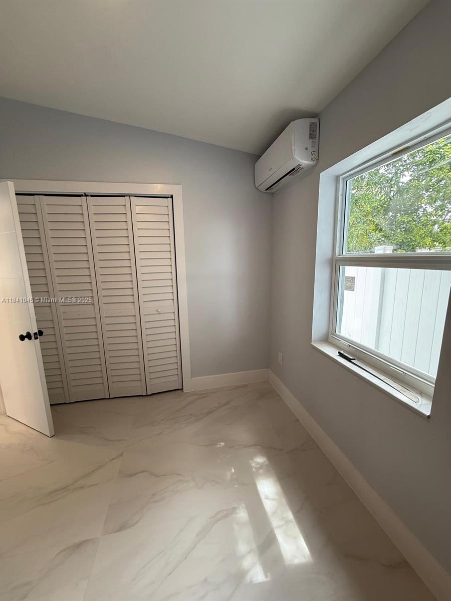 HOLLYWOOD BEACH HEIGHTS S - Residential Lease