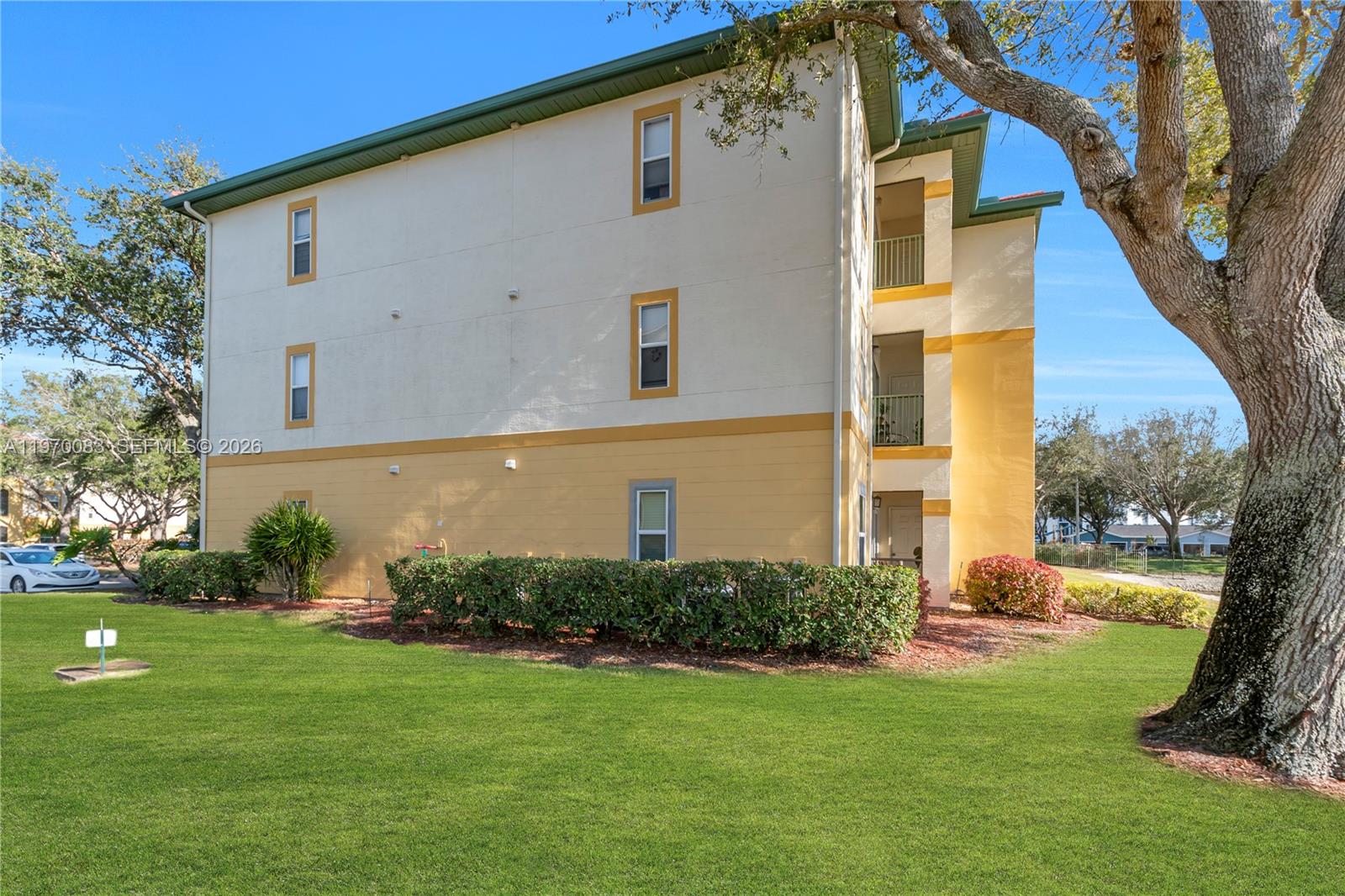 Gateway Rotal Green @ Gate - Residential