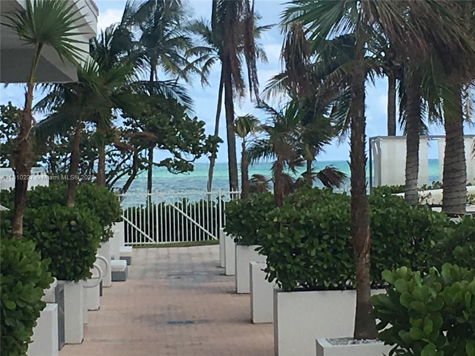 HARBOUR HOUSE - Residential