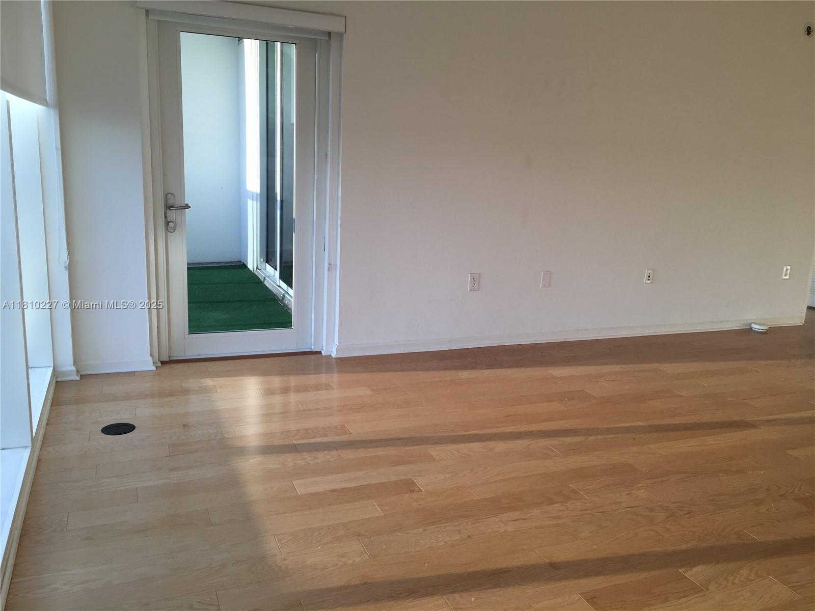 HARBOUR HOUSE - Residential