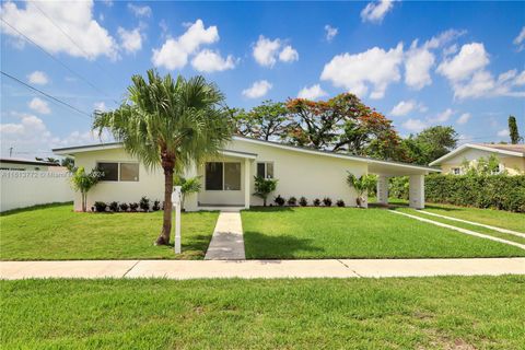 Single Family Residence in Miami FL 11710 176th St St.jpg