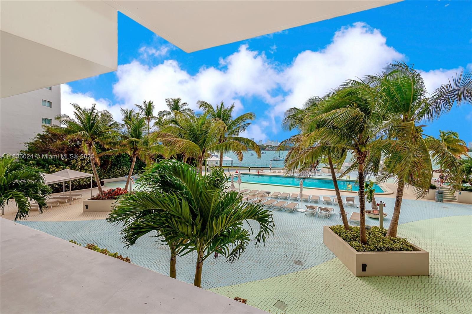 1200 West Ave CU-5