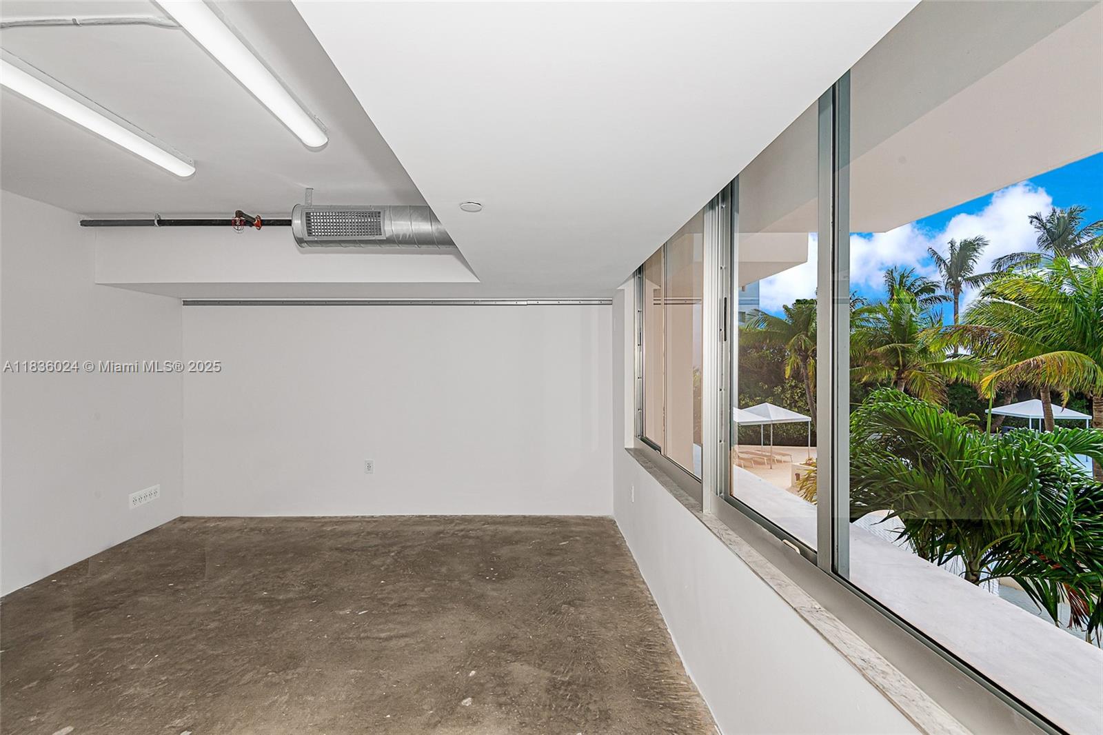 1200 West Ave CU-5