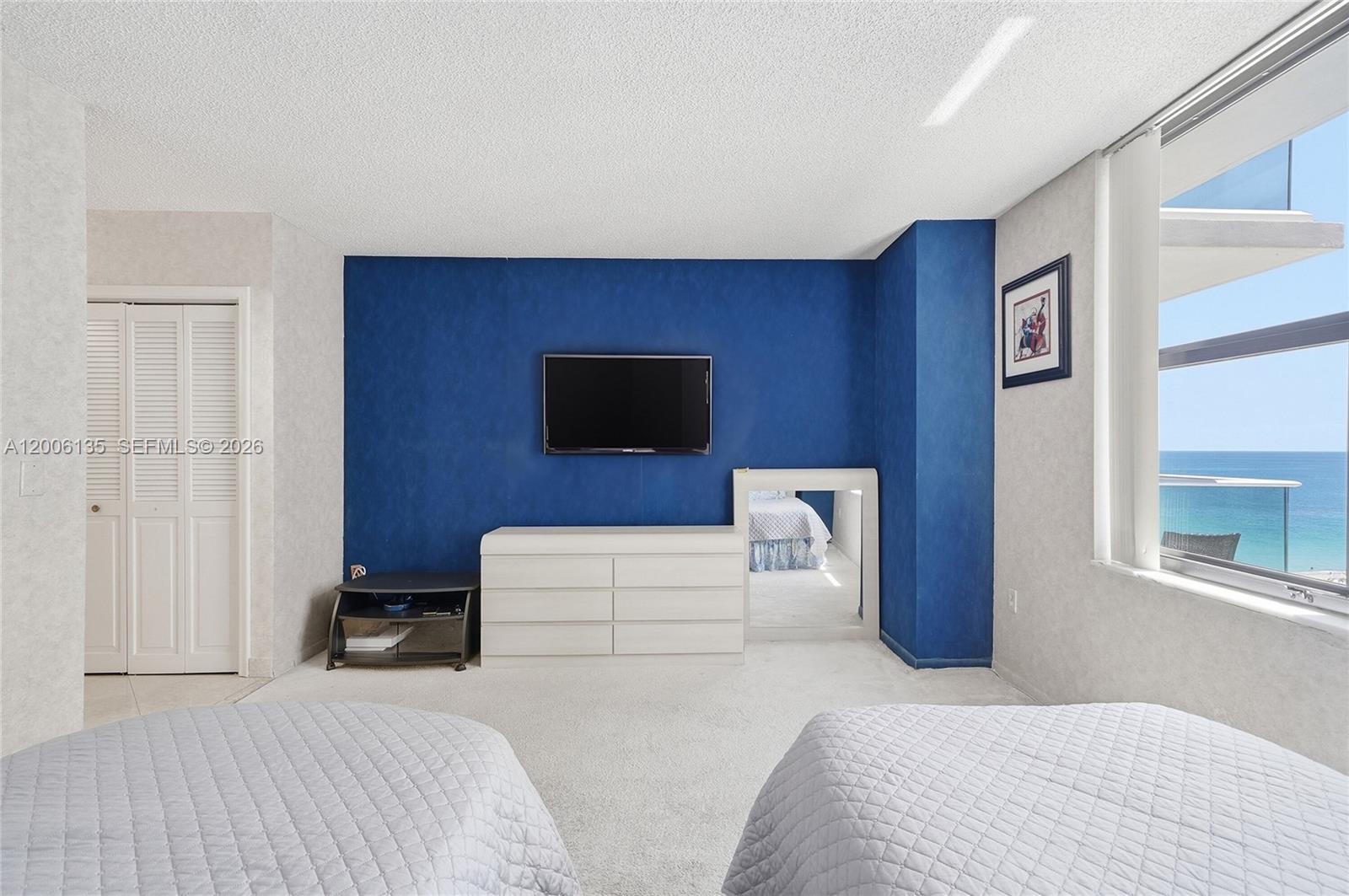 BALMORAL CONDO - Residential