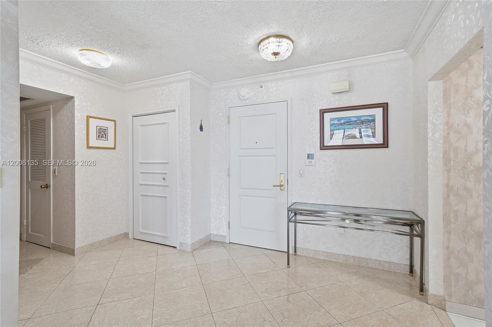 BALMORAL CONDO - Residential
