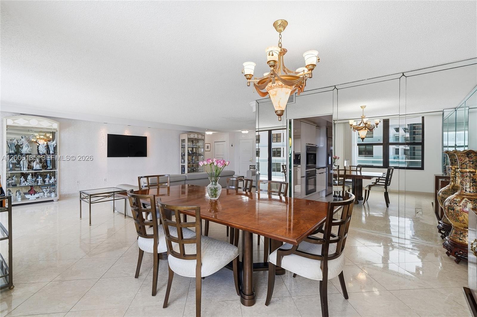 BALMORAL CONDO - Residential