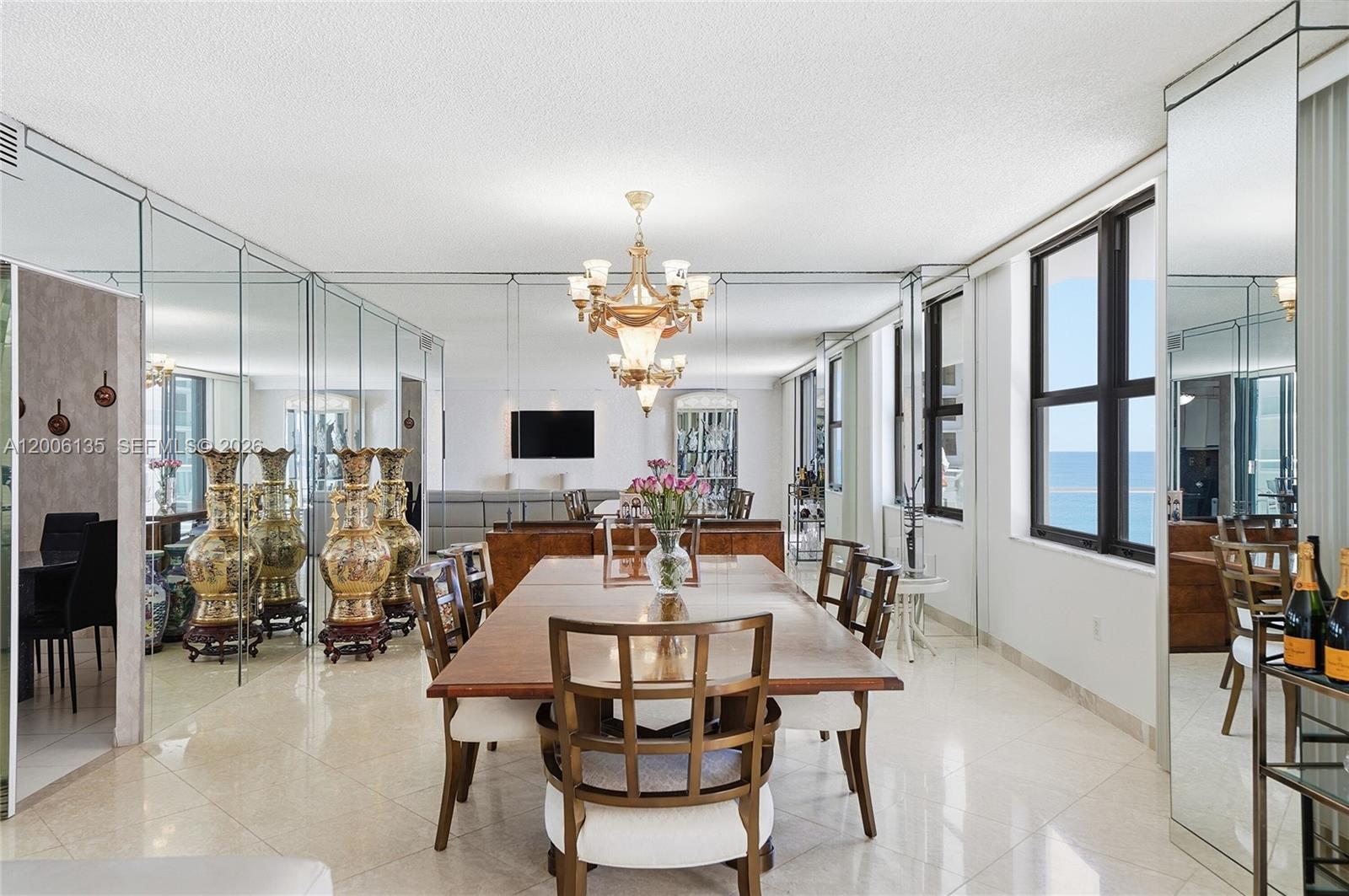 BALMORAL CONDO - Residential