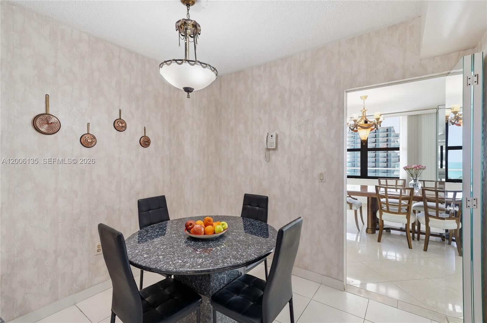 BALMORAL CONDO - Residential