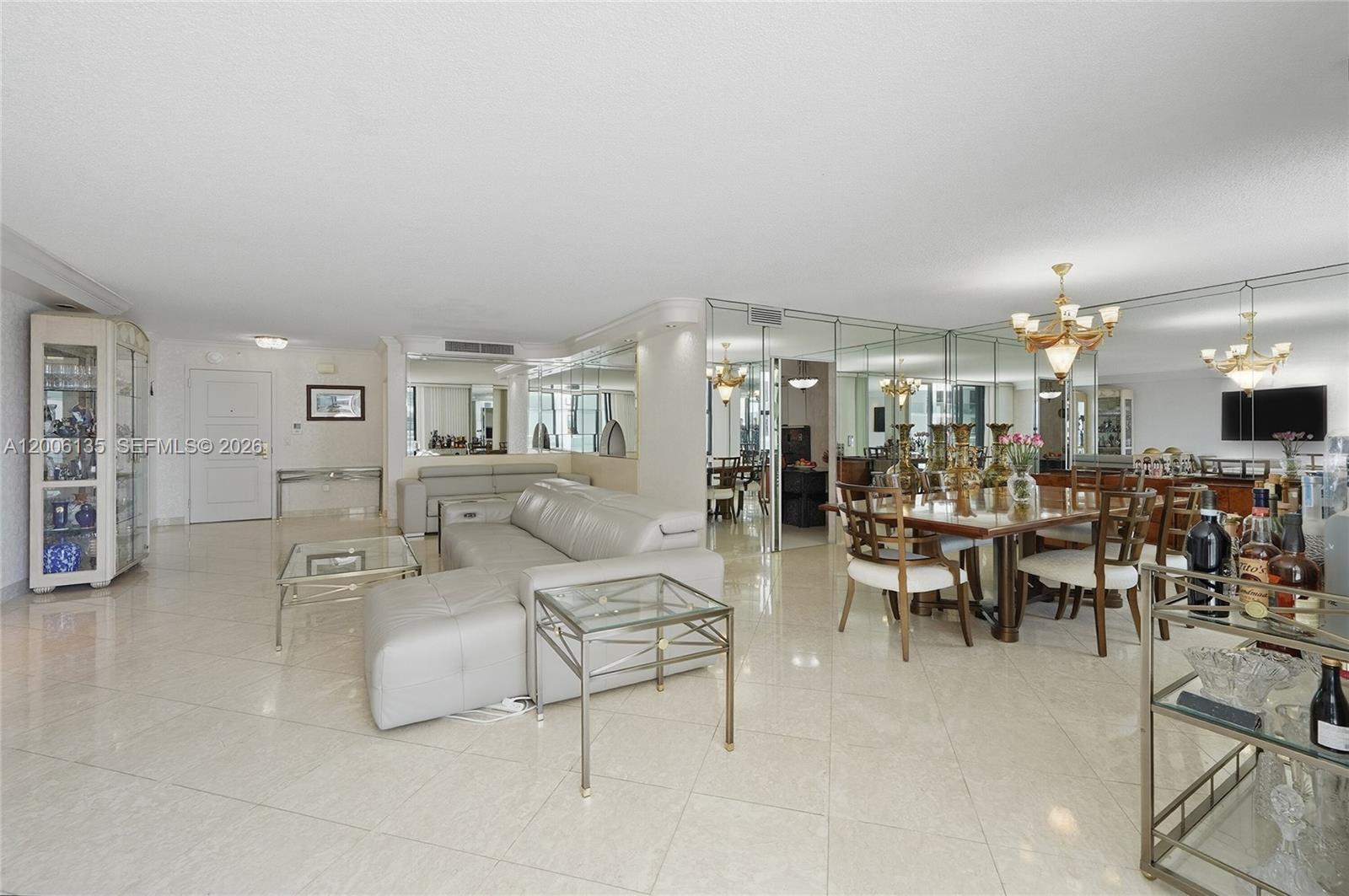 BALMORAL CONDO - Residential