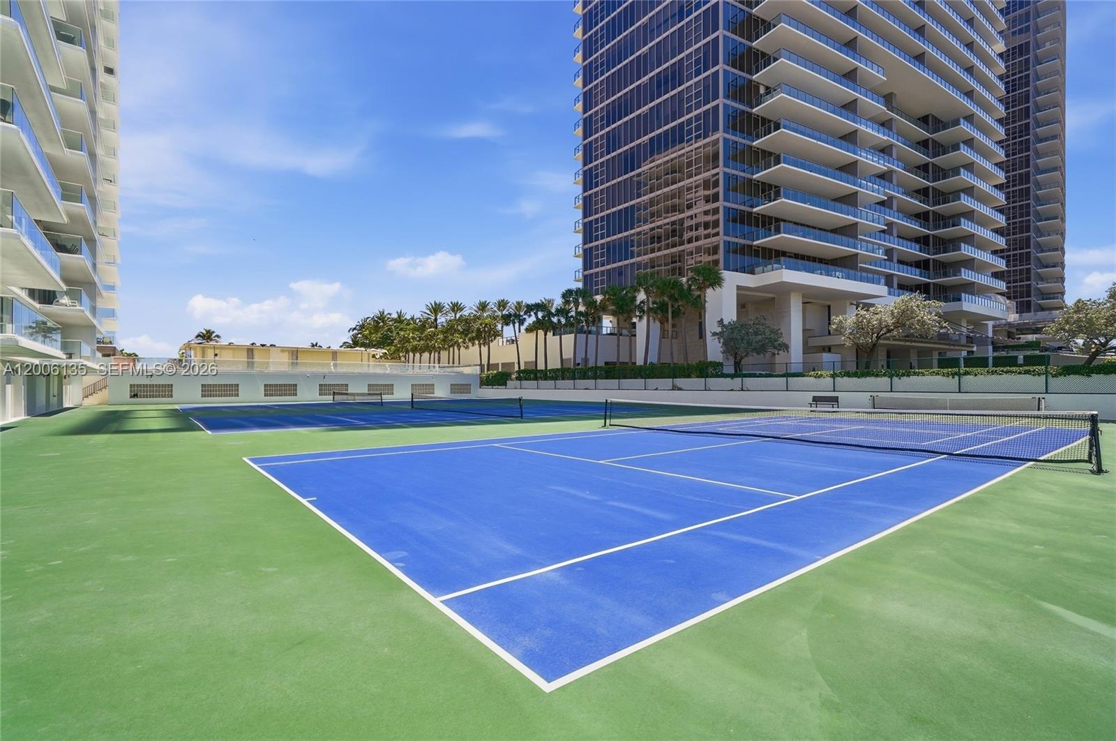 BALMORAL CONDO - Residential