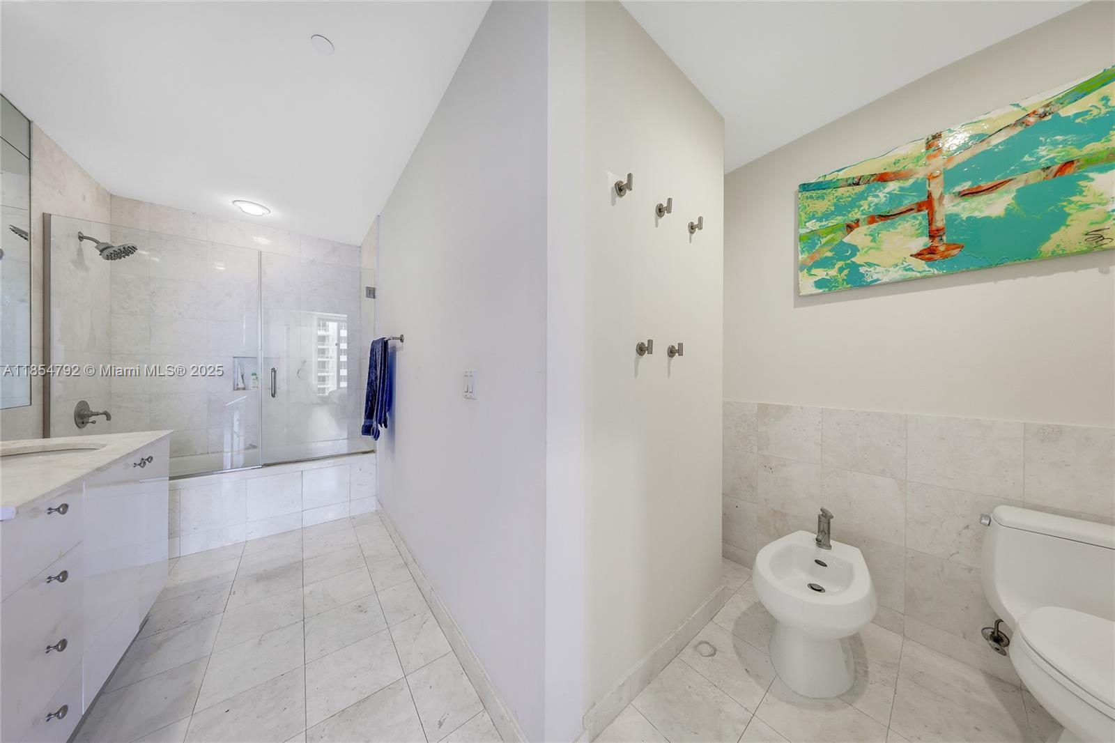 CARBONELL CONDO - Residential