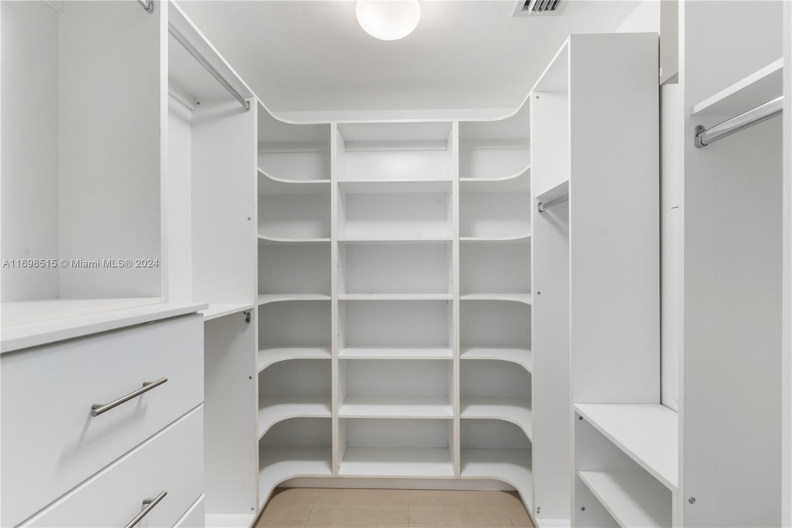 ICON BRICKELL CONDO NO 3 - Residential