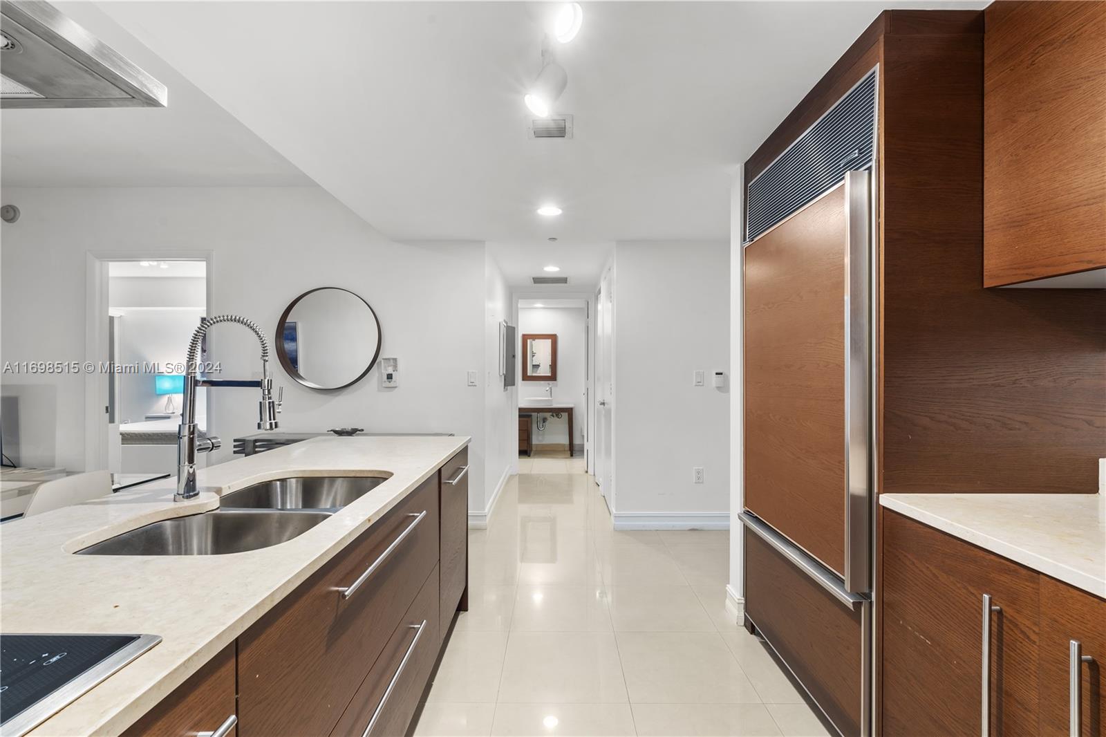 ICON BRICKELL CONDO NO 3 - Residential