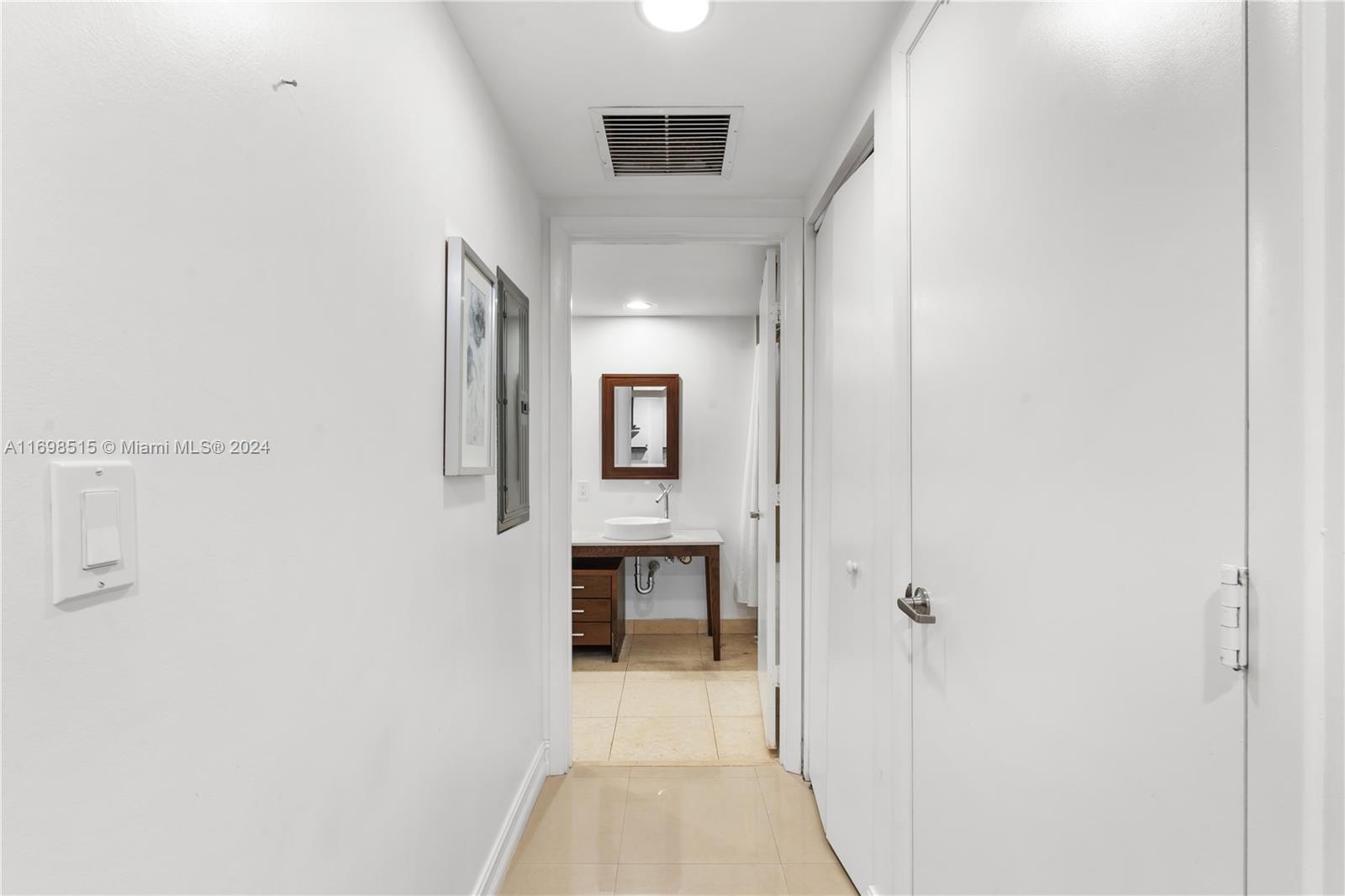 ICON BRICKELL CONDO NO 3 - Residential