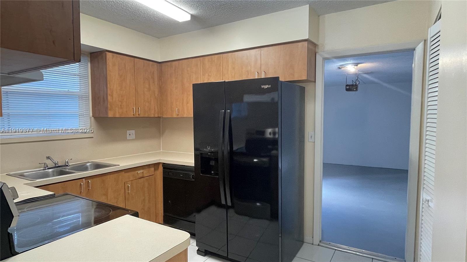 OAKWOOD HILLS - Residential Lease