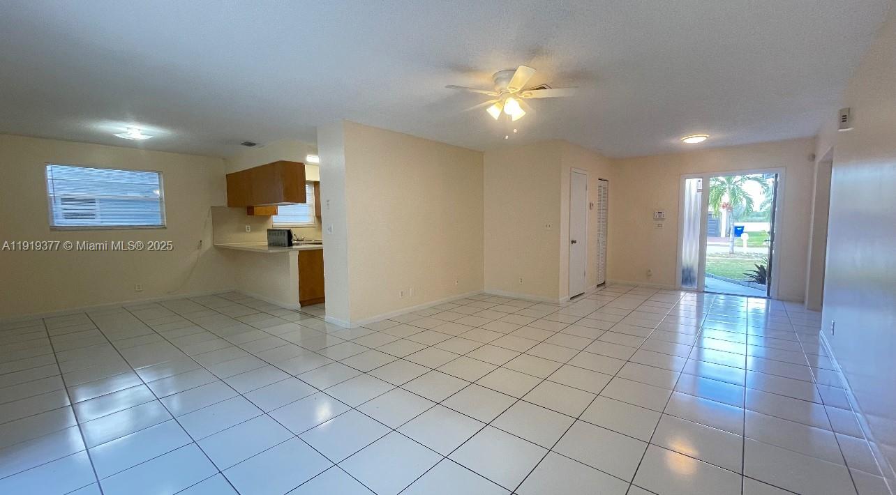 OAKWOOD HILLS - Residential Lease