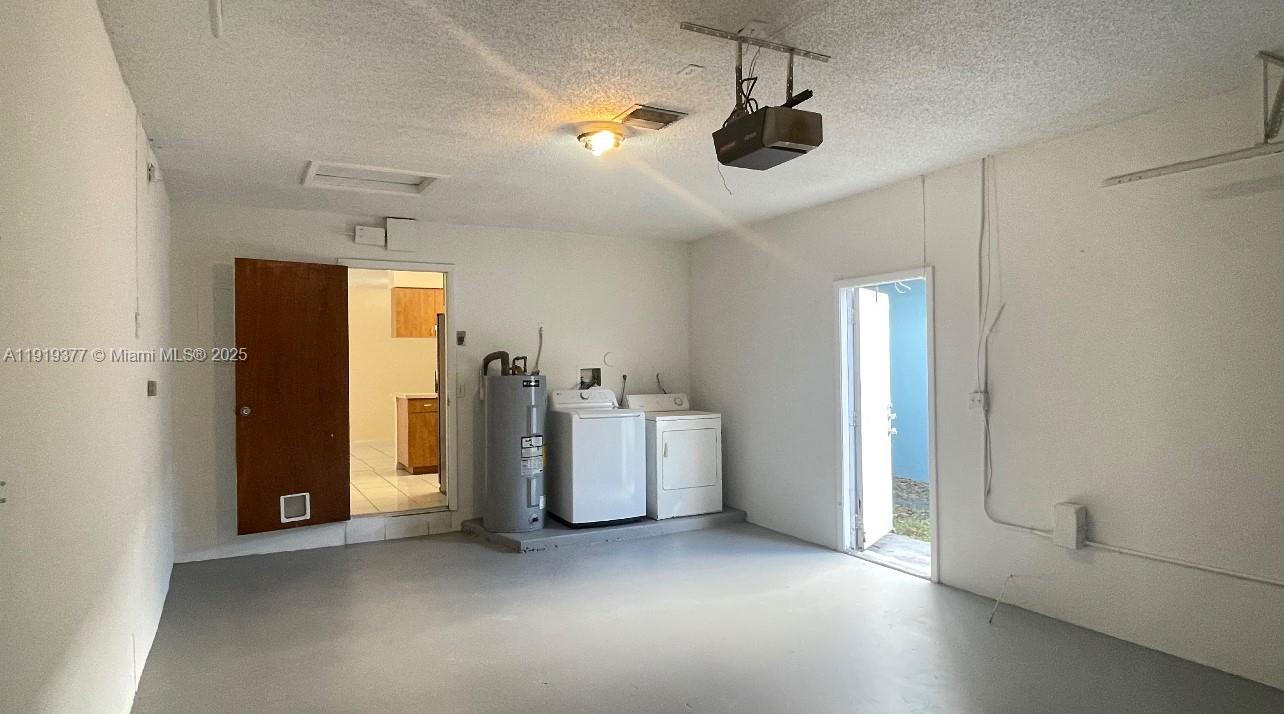 OAKWOOD HILLS - Residential Lease