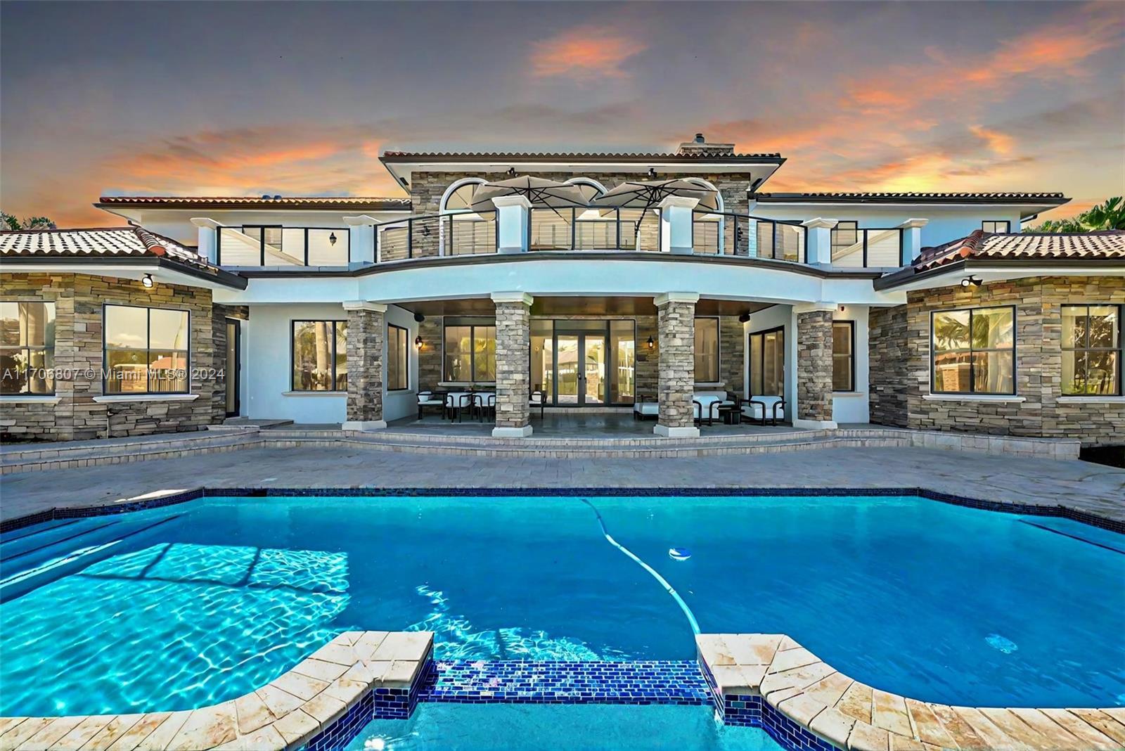 WINDMILL RANCH ESTATES - Residential