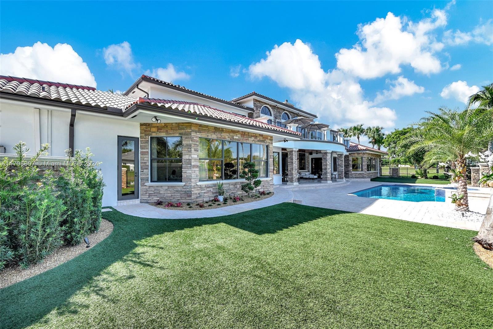 WINDMILL RANCH ESTATES - Residential