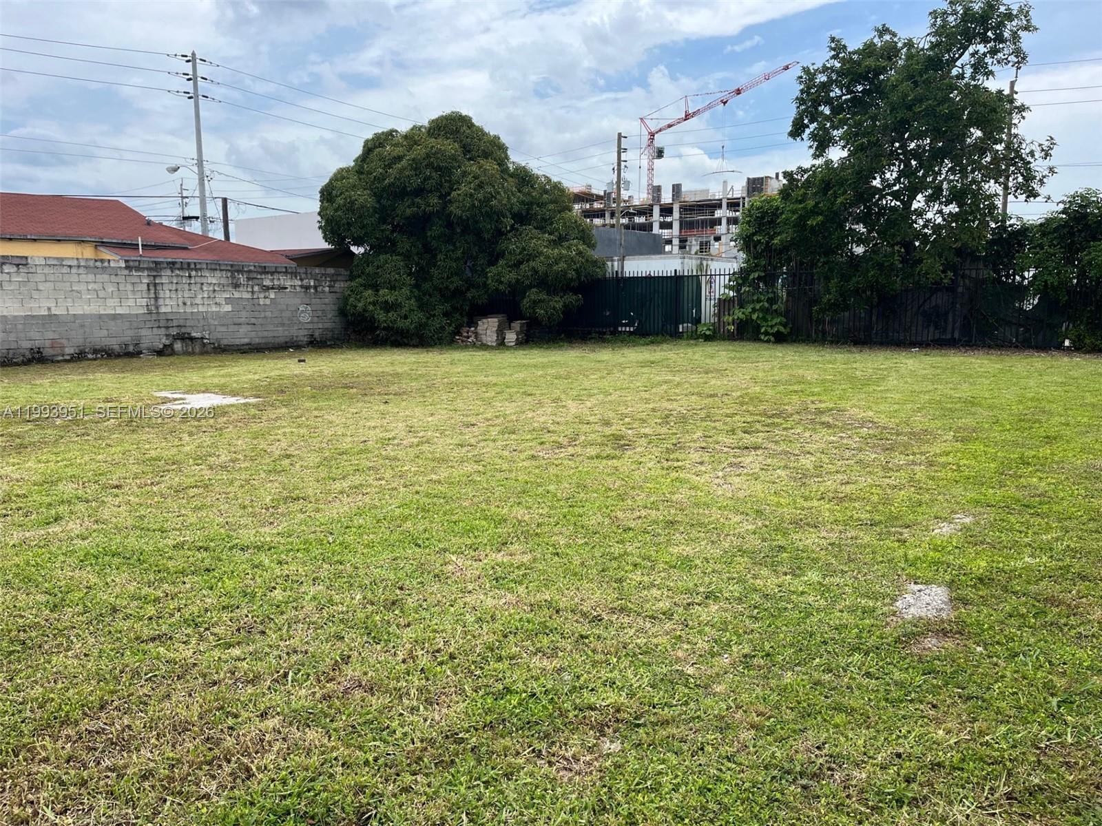 Sunshine Park - Land