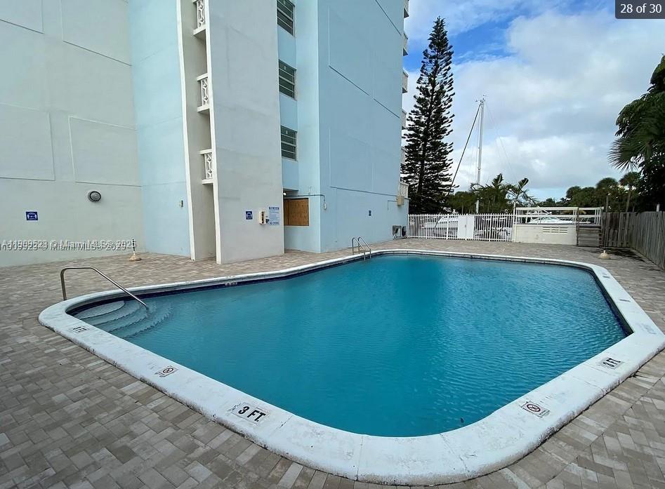 KEYSTONE HARBOR CLUB COND - Residential