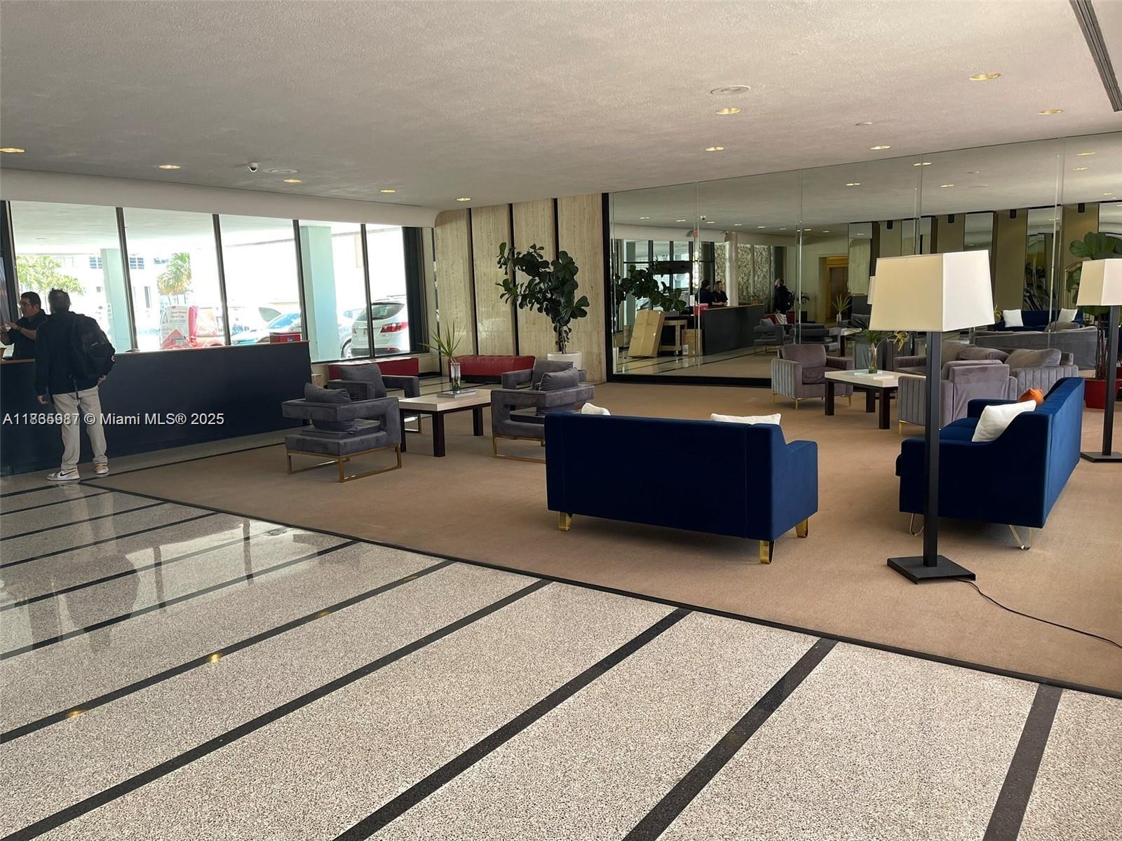 5838 CONDOMINIUM - Residential