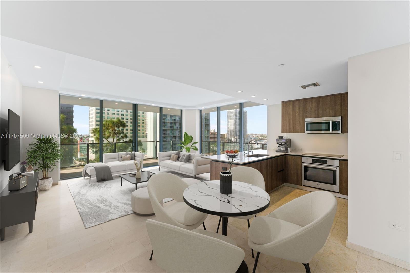 88 SW 7th St 712